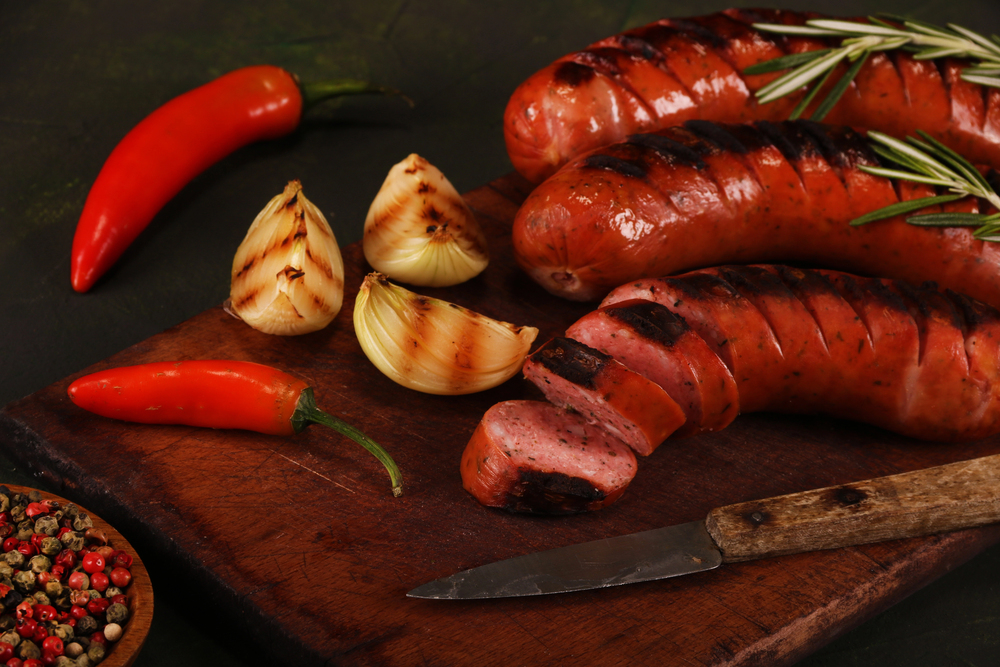 Hasselback Kielbasa: A Polish Sausage Recipe with a Crispy Twist