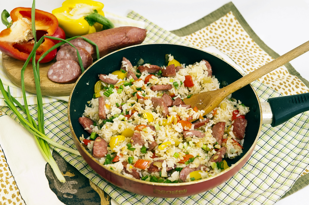 Easy & Delicious Kielbasa and Rice Skillet: A Polish Comfort Food Classic