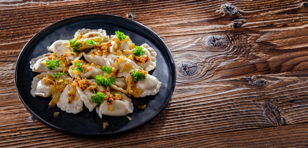 What Foods Go with Pierogies: 15 Tasty Pairings You’ll Love